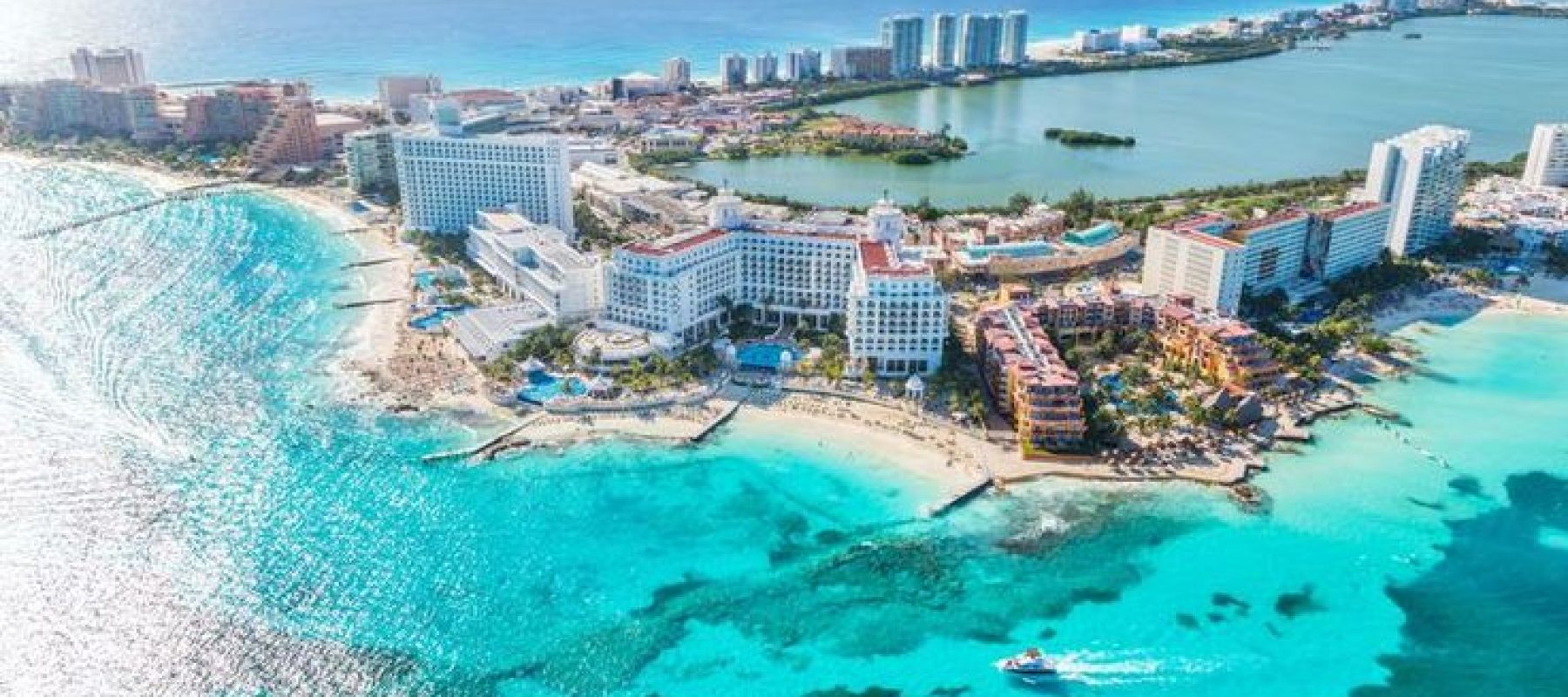 Il lavoro dei sogni_ 50_000 euro per fare il turista sei mesi a Cancun